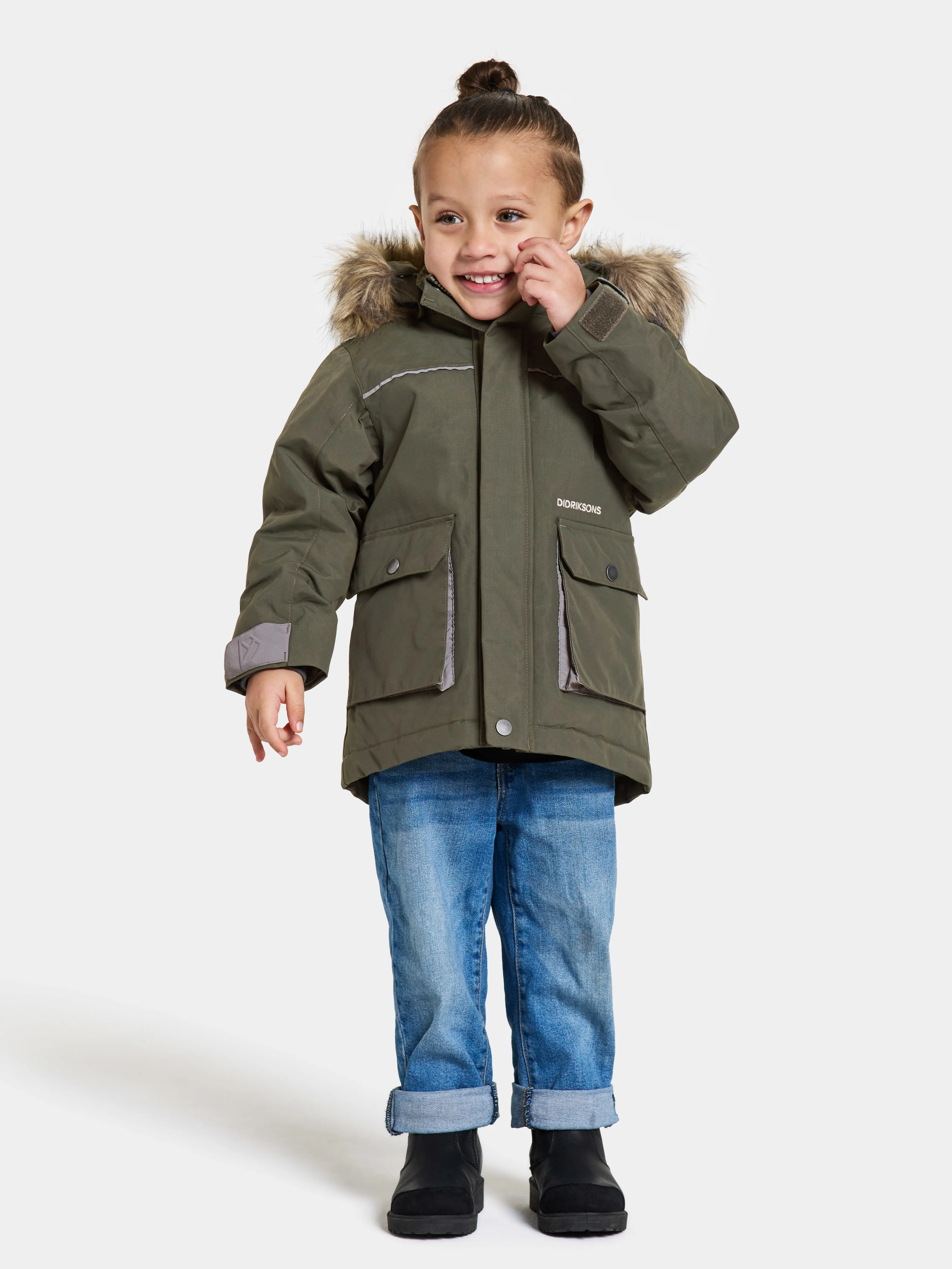 Didriksons Kids' Kure Parka 6 Deep Green | Buy Didriksons Kids' Kure Parka 6 Deep Green here | Outnorth