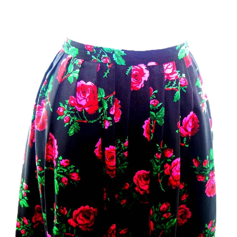 Red Rose Print Pleated Black 60s Skirt - 10