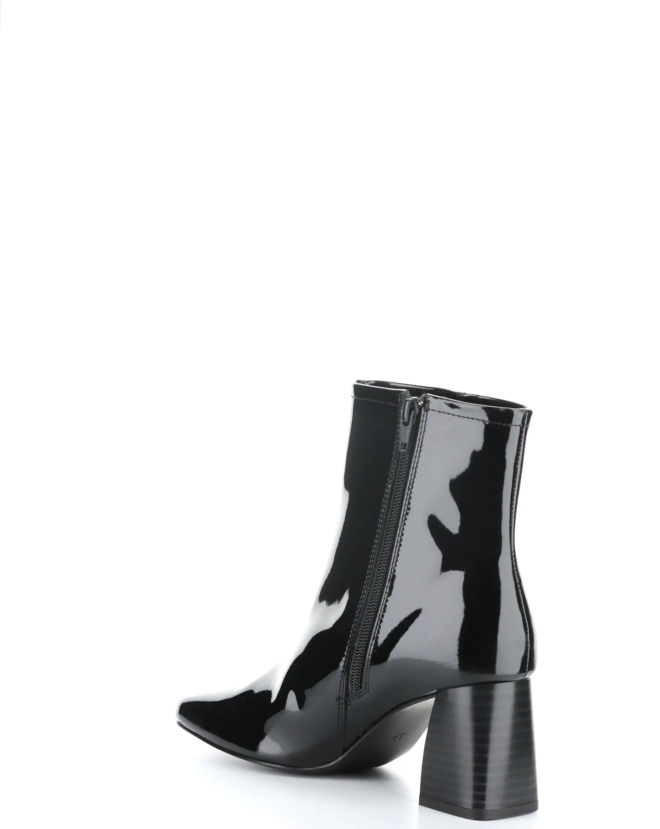 TAGUS BLACK Pointed Toe Boots