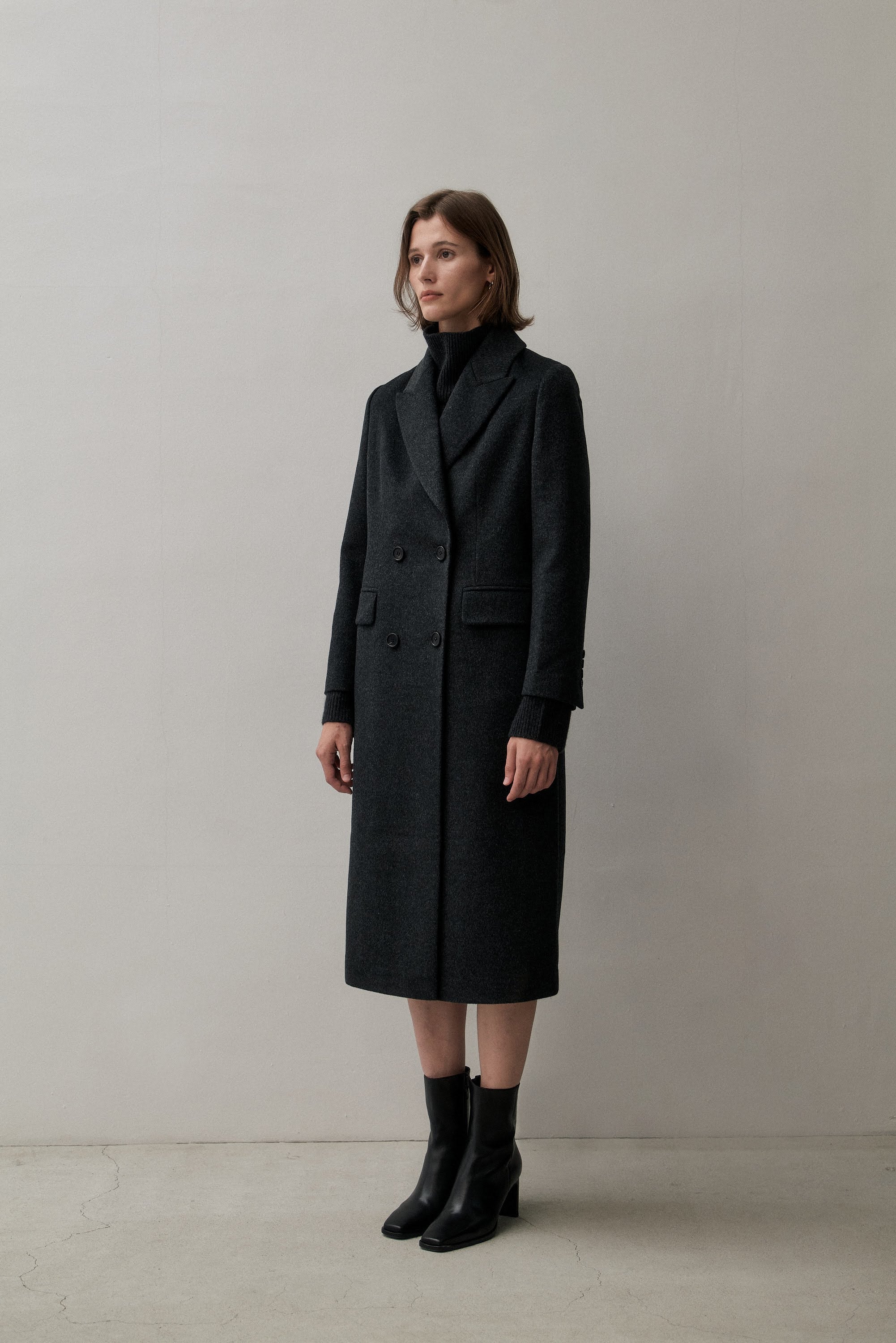 THE NEW YORK COAT- CHARCOAL